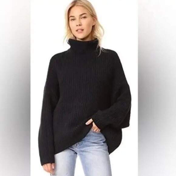 Free People Swim Too Deep Turtleneck Sweater NWT black MED oversized - Picture 1 of 4